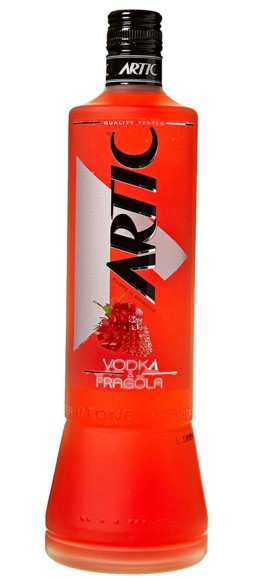 VODKA ARTIC FRAGOLA LT.1                          