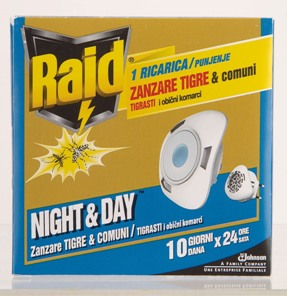 RAID NIGHT&DAY ZANZARE 1 RICARICA                 